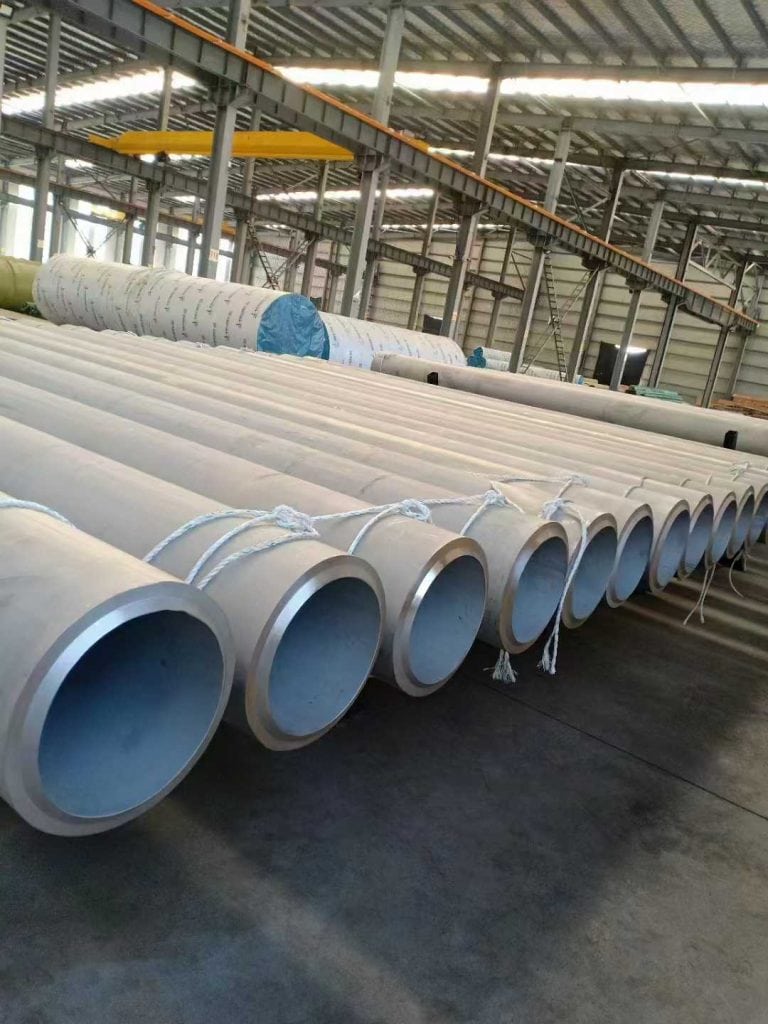 Thick-walled stainless steel tube cut section