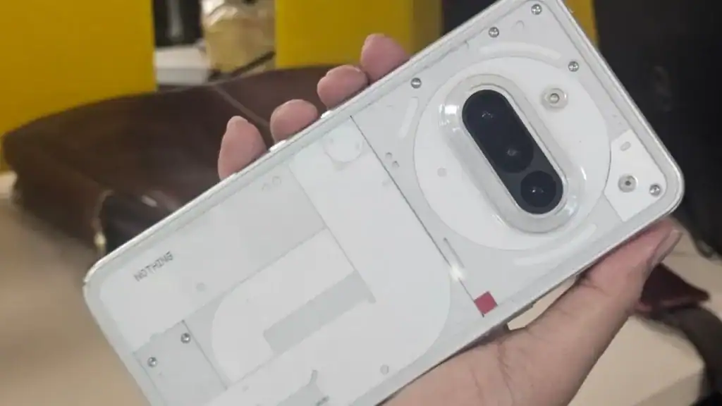 नथिंग फोन 4a