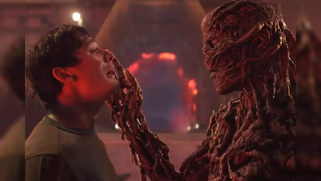 अजनबी चीजें