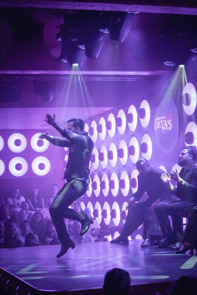 Qué es un tablao flamenco con artistas en Tablao Las Setas Sevilla
