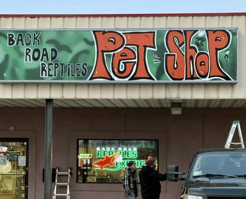 Pet shop specializing in reptiles and back road reptiles in Fostoria, Ohio.