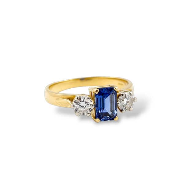 Coloured Stone and Gemstone Rings Archives - The Gold Exchange