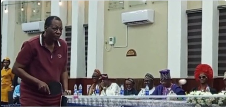 Gbenga Daniel table tennis match