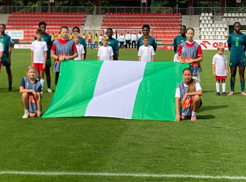 Falconets