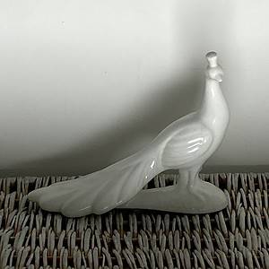 Alcobaca Peacock Portugal Portuguese Ceramics Vintage White Figure