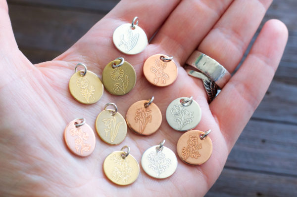 birth flower necklace