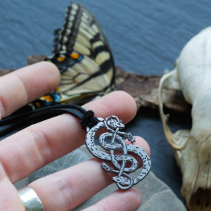 loki necklace Urnes Snakes