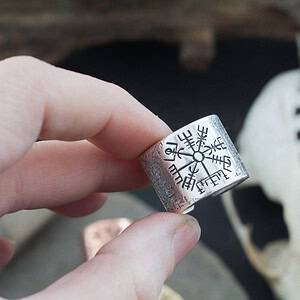 Vegvisir Band Ring
