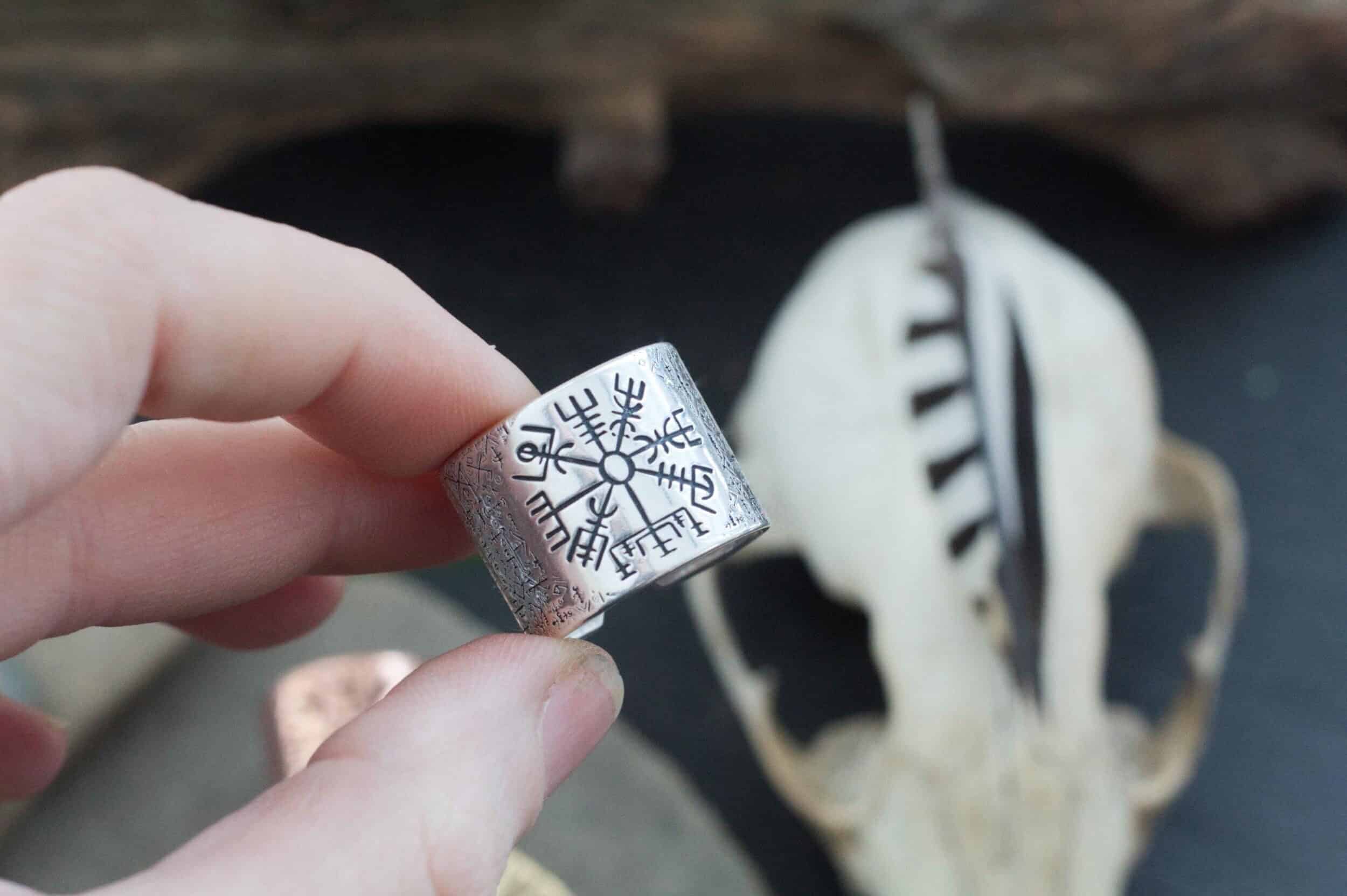 vegvisir band ring