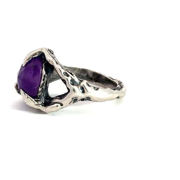 Claw Set Amethyst Sterling Silver Ring - Size 9 - Image 2