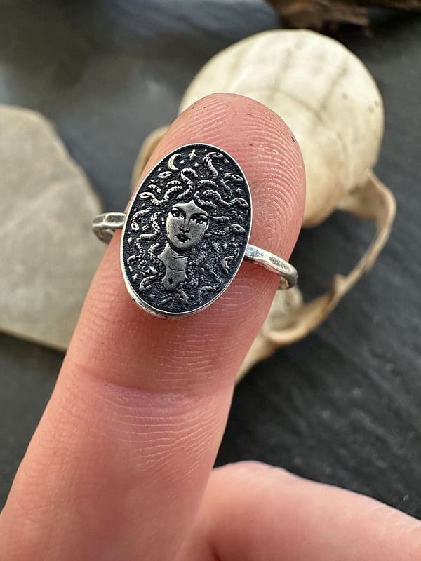 Sterling Silver Medusa Ring – Greek Mythology Oval Signet – Serpent Jewelry Snake Goddess – Pagan Witchy Ring – Handmade Occult Dark Fantasy - Image 4