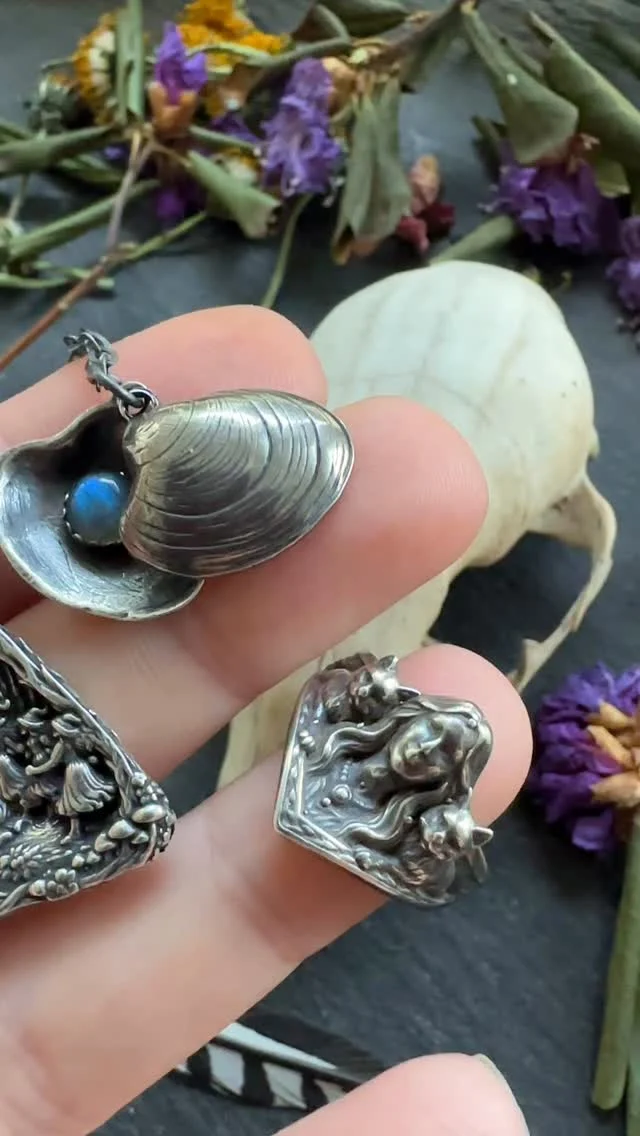 I’m loving how much you all love my new Walpurgisnacht pendant ❤️