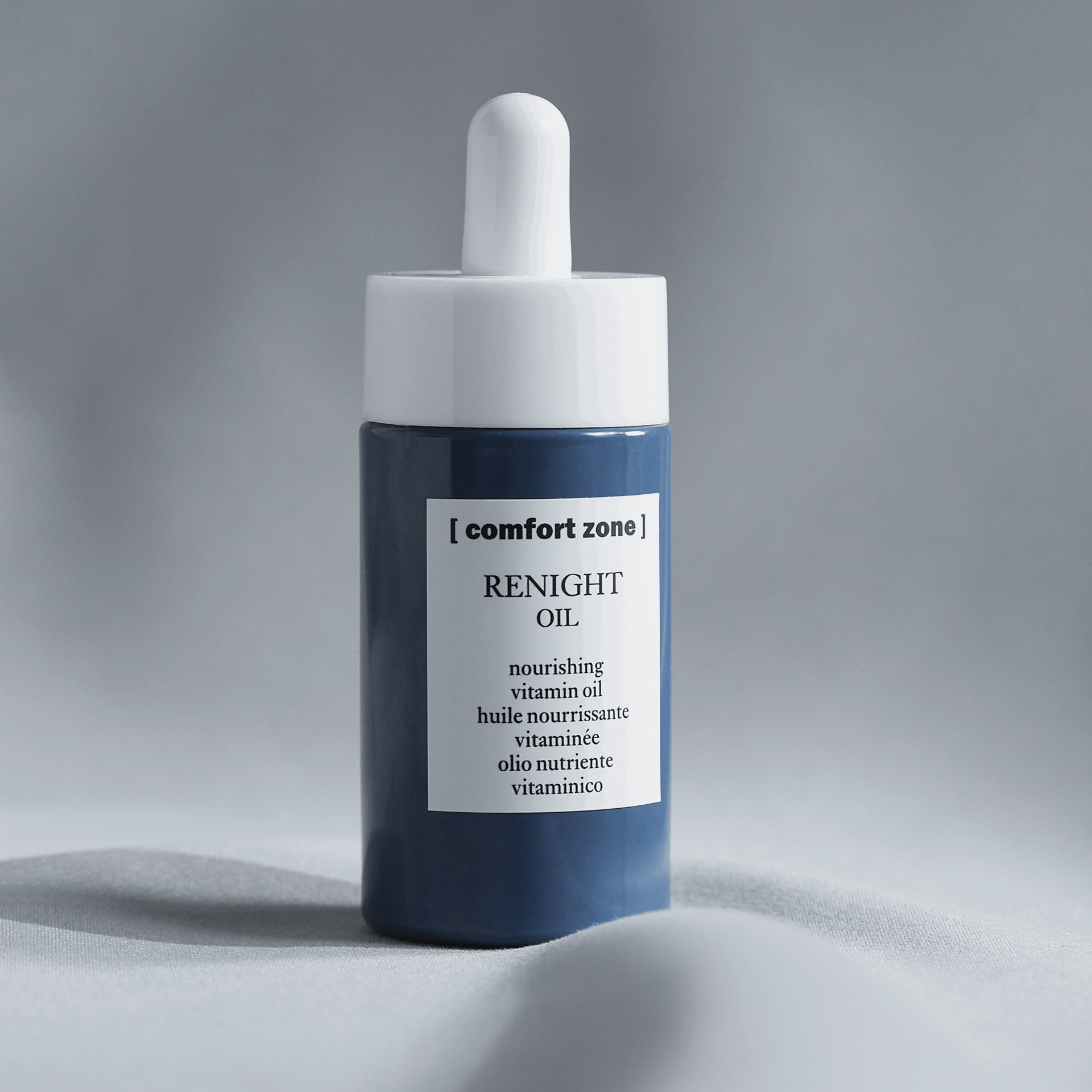 Nourishing Renight Oil in 30ml bottle for skin hydration and relaxation.