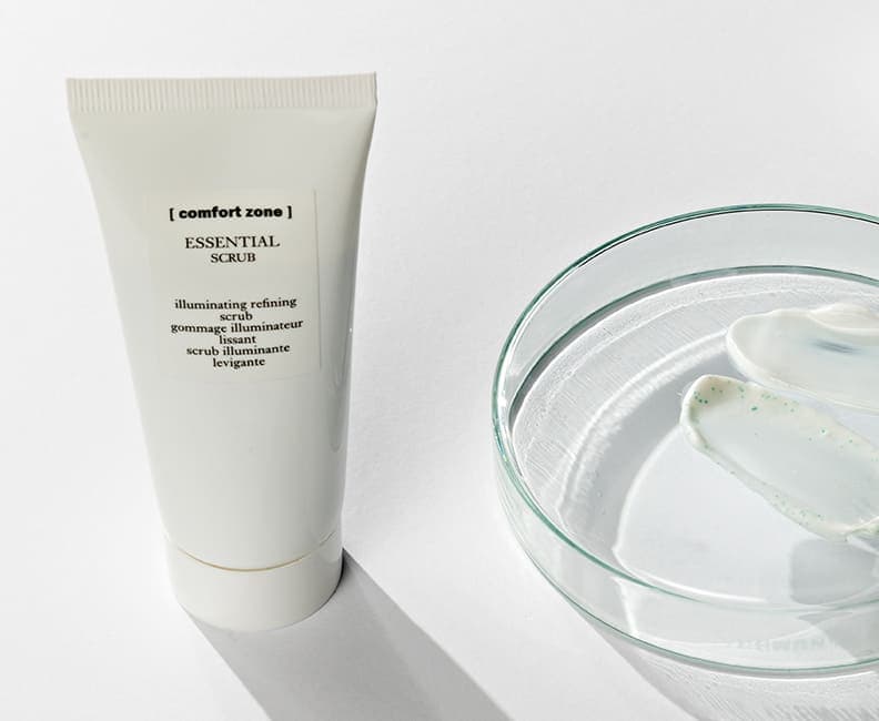 Essential Scrub - Image 2