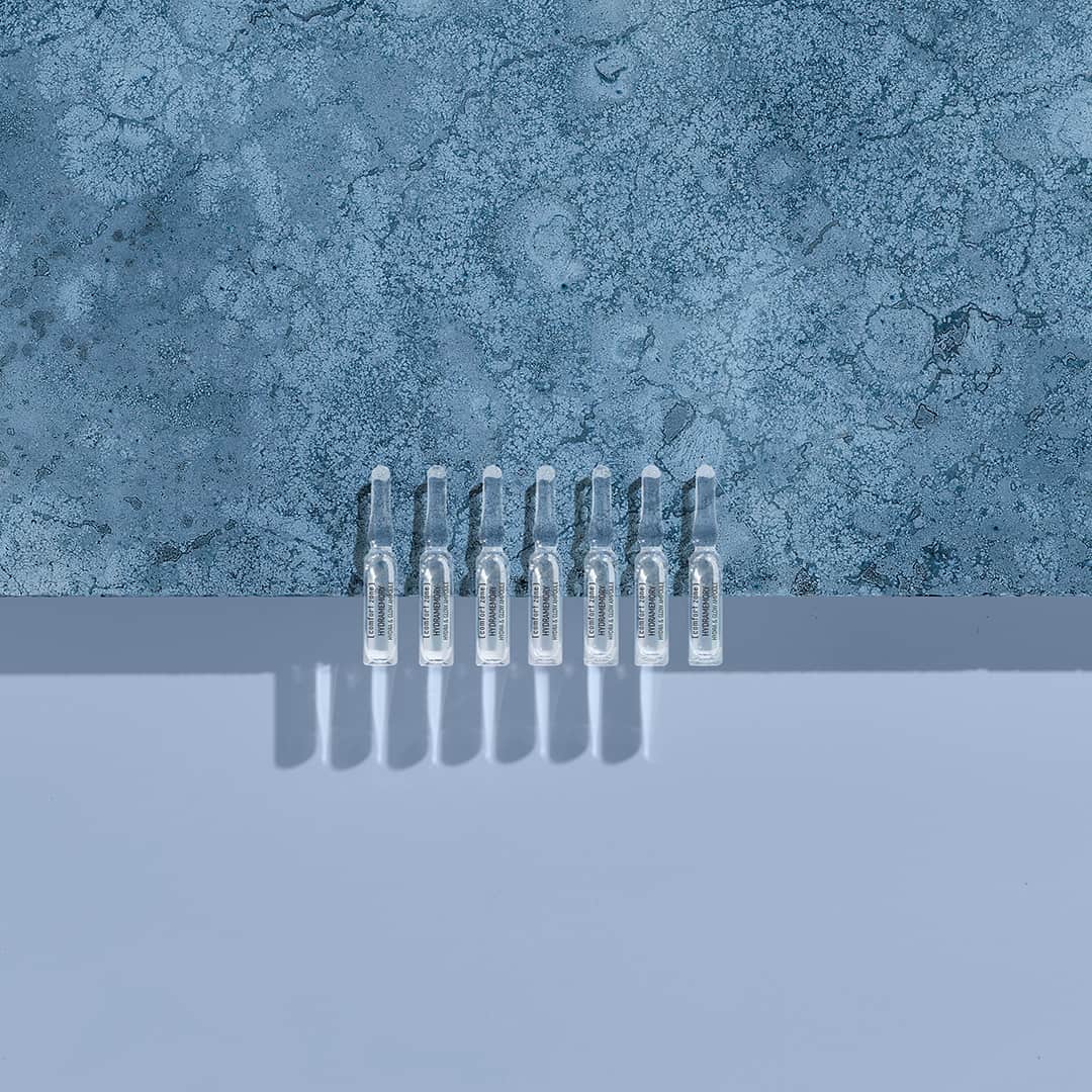 Hydramemory Hydra & Glow Ampoules for skin hydration and glow.