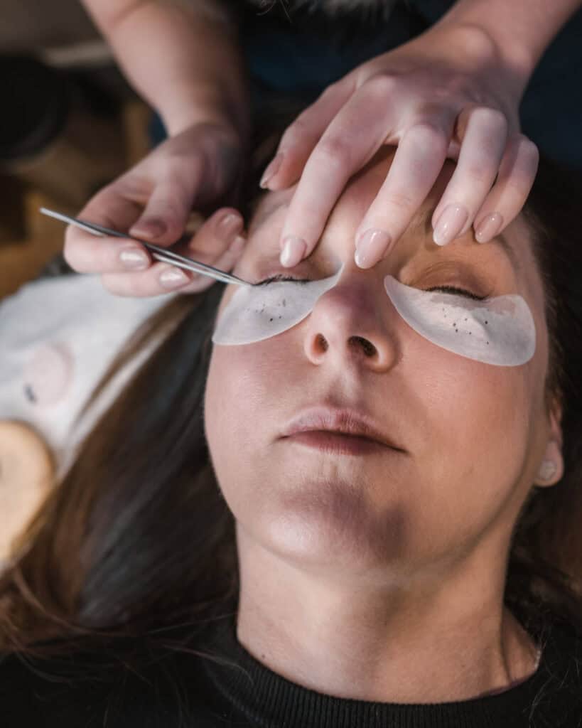 Relaxing facial treatment for pregnant women at Tonic Day Spa.