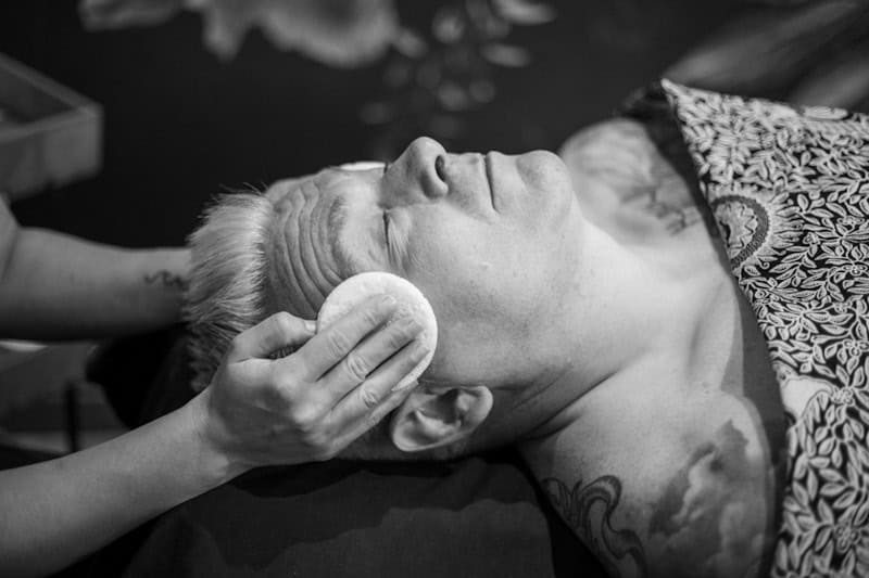 Relaxing male massage for stress relief and wellness at Tonic Day Spa.