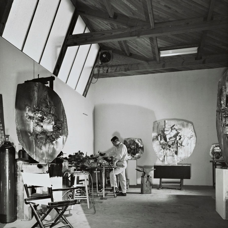 Tony Rosenthal working in the workshop