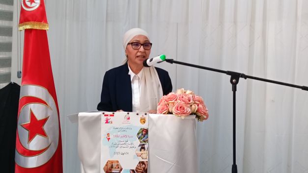 تونس تتصدر عالميًا في نسبة الطالبات في العلوم والتكنولوجيا والهندسة والرياضيات