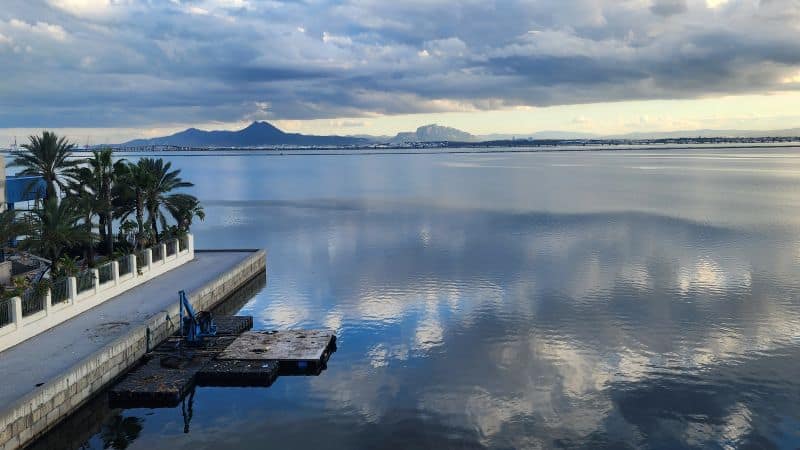 طقس تونس 12 نوفمبر 2025: غيوم جزئية، 22-26 درجة، بحر مضطرب شمالا