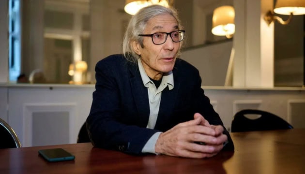 عفو جزائري عن سانسال: نقل إلى ألمانيا للعلاج