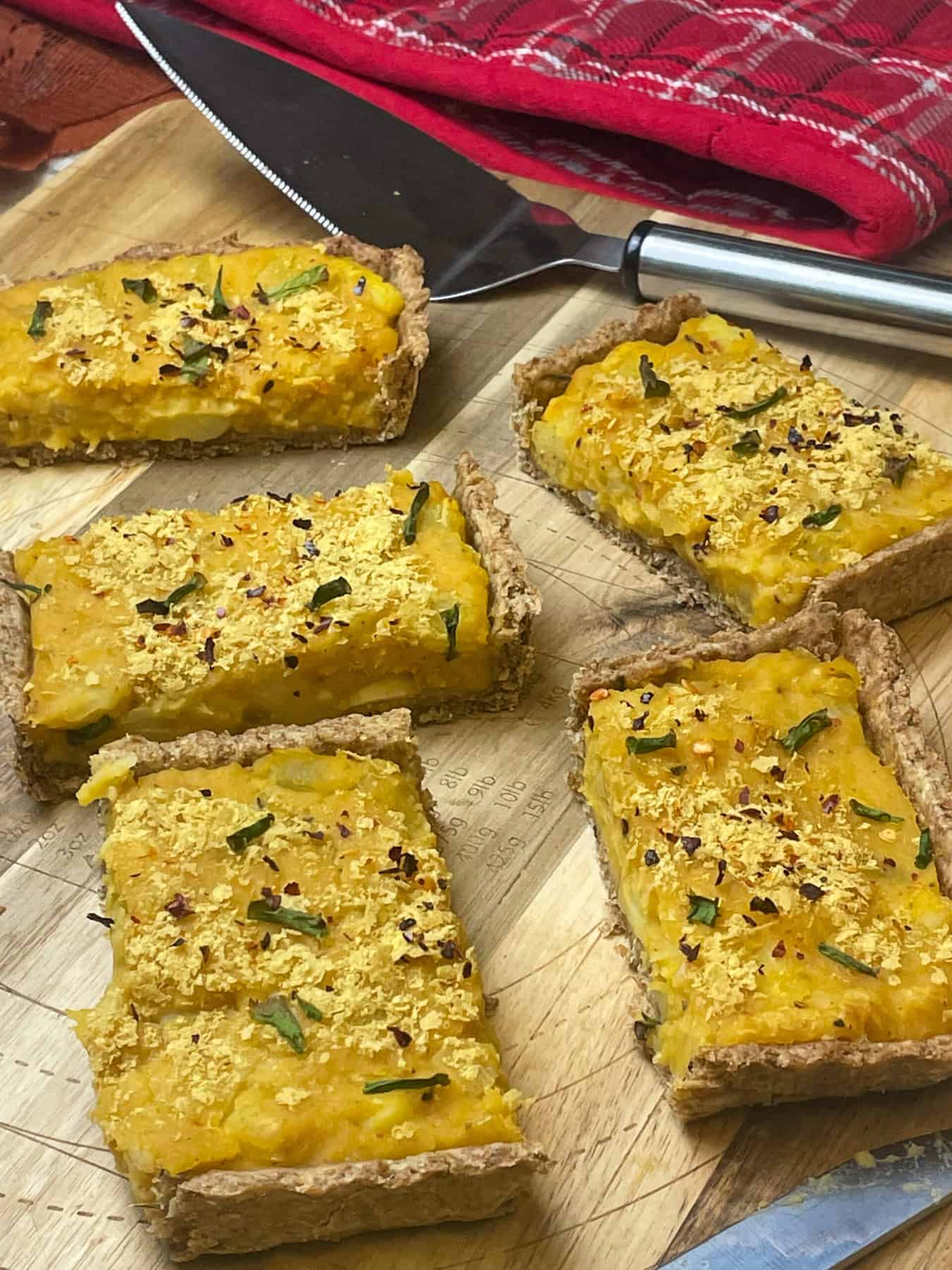 Harvest pumpkin and lentil pie featured image.