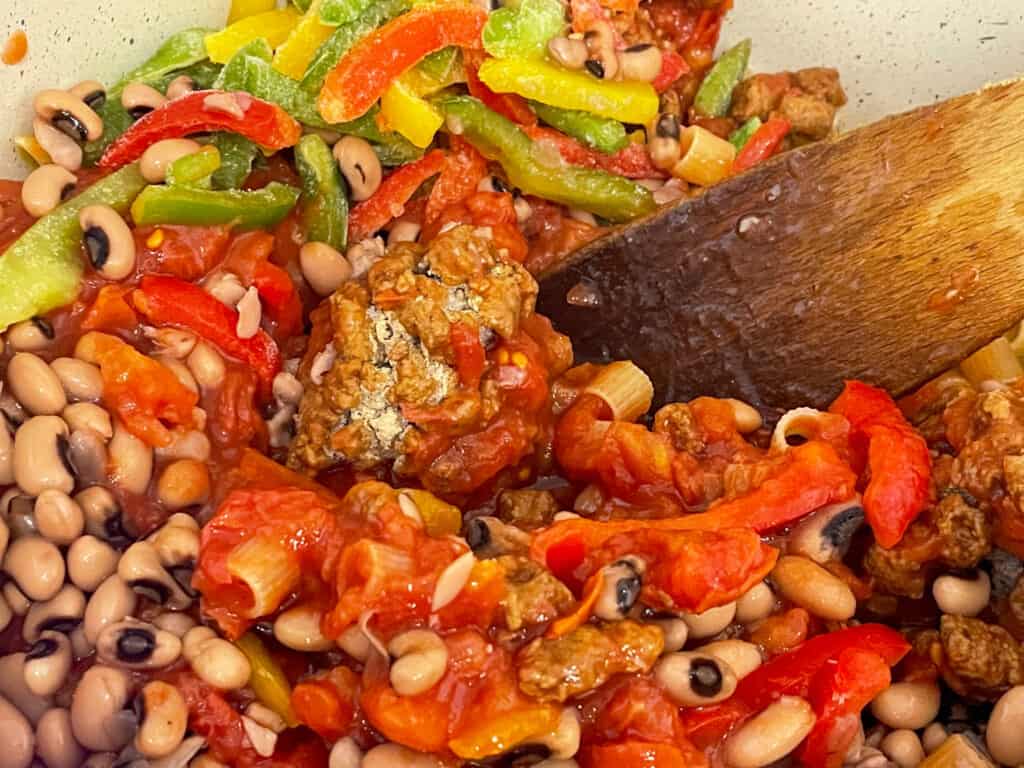More ingredients added to pot.