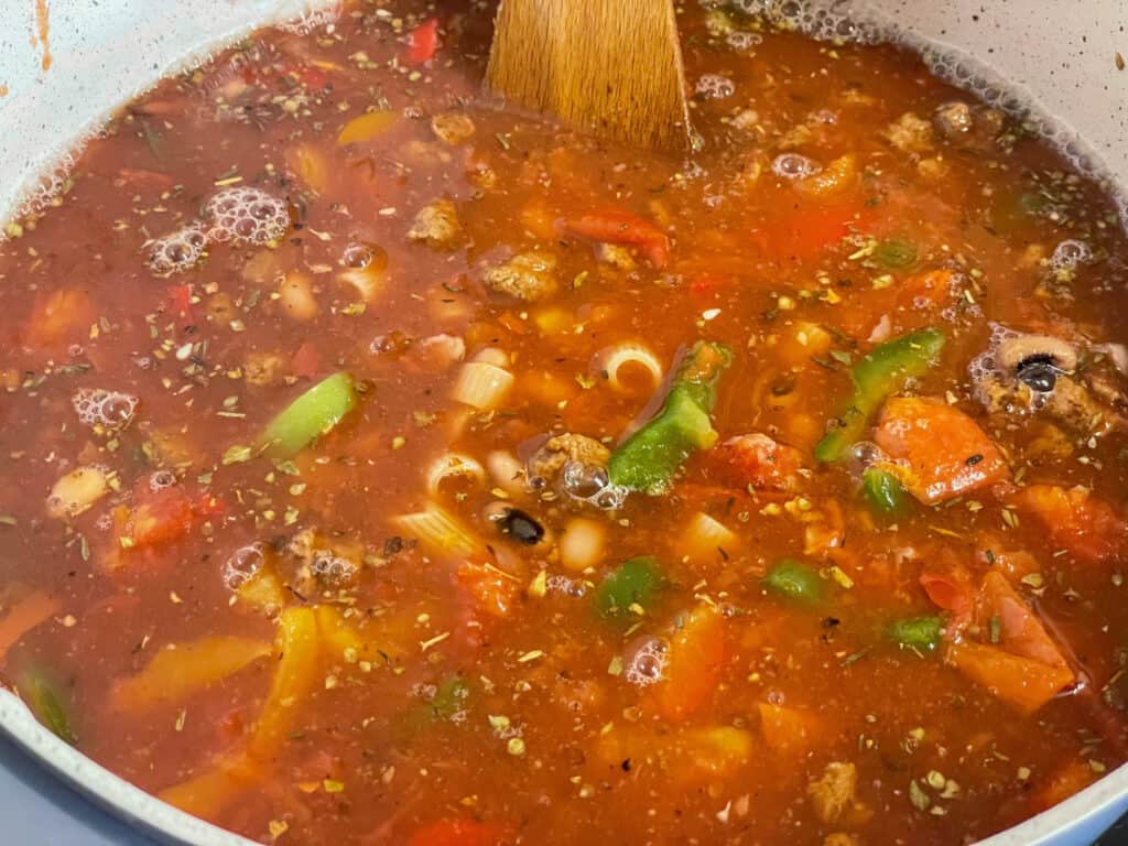 vegetable stock added to pot.