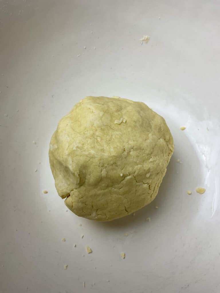 Cheese flan pastry dough ball.