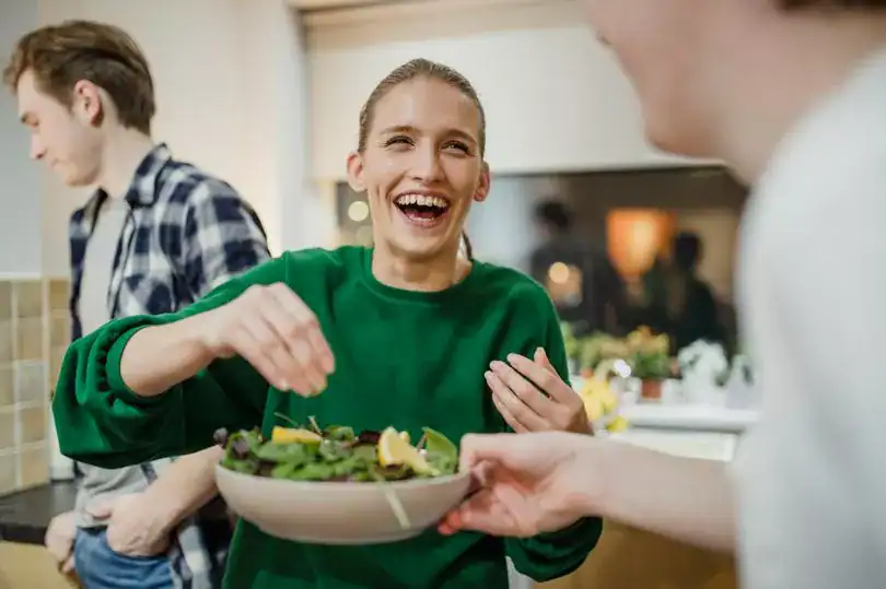 Flying Solo: 10 Tips for Enjoying Social Events When You're Single