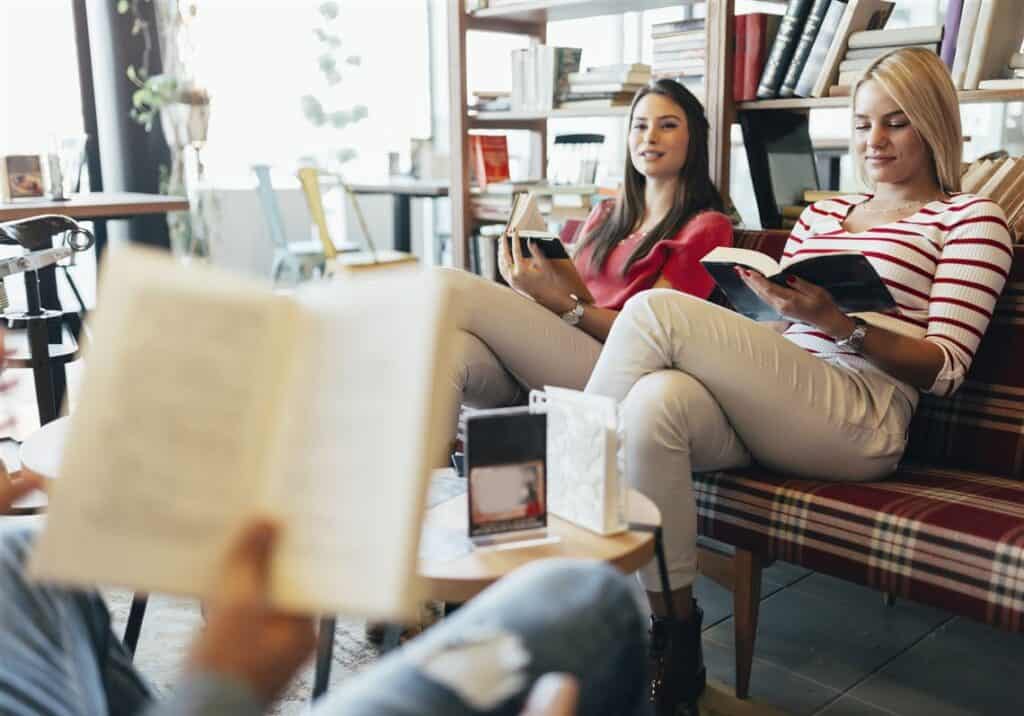 19 Tips for Starting Fresh in a New City After a Breakup
