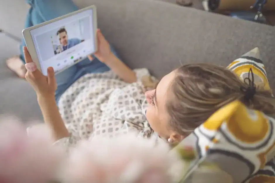 20 Tips for Making a Long-Distance Relationship Work