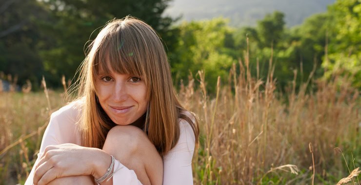Feeling Lonely? 20 Ways to Overcome Loneliness After a Breakup