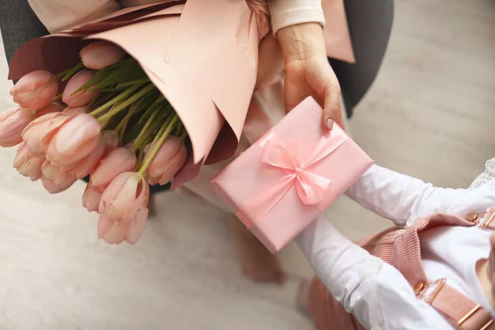20 Tips for Making a Long-Distance Relationship Work