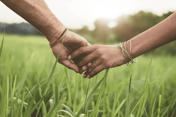 12 Tips for Navigating Language Barriers in Relationships
