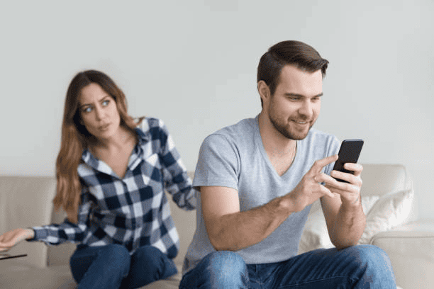 34 Red Flags You Should Never Ignore on the First Date
