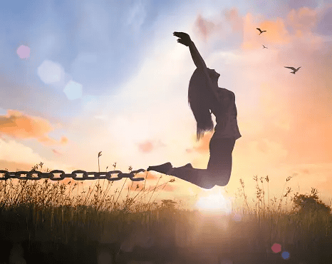 28 Steps to Rebuild Your Life After Emotional Trauma