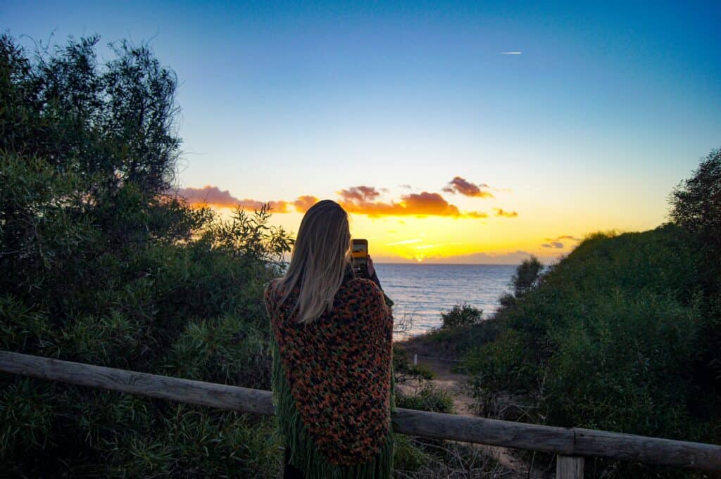 15 Ways to Maintain Your Identity While in a Relationship