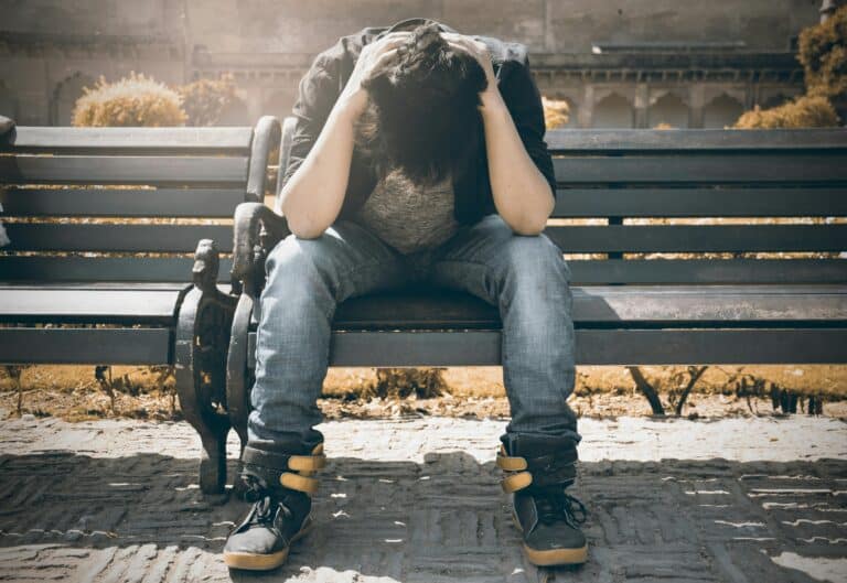 16 Ways to Find Support When You Feel Completely Alone