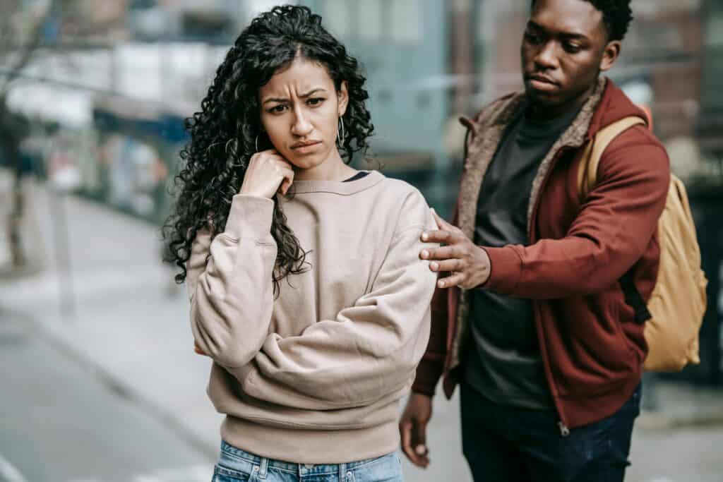 18 Signs You are in an Emotionally Abusive Relationship