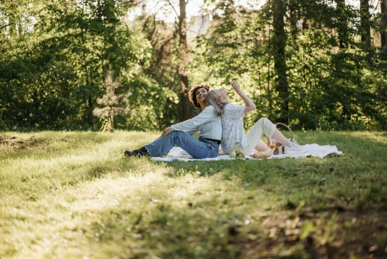 12 Tips for Balancing Independence and Togetherness in Your Relationship