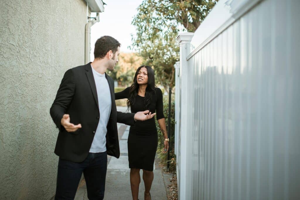 Top 30 Relationship Pitfalls to Dodge for Lasting Love