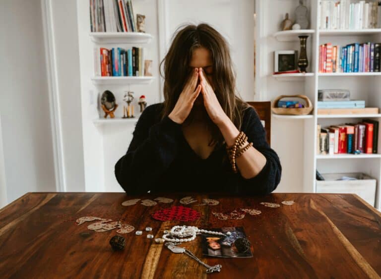 28 Steps to Rebuild Your Life After Emotional Trauma