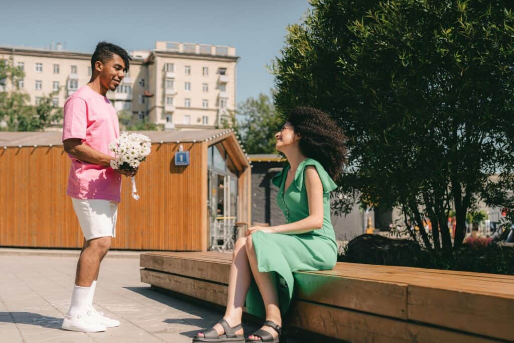 20 Safety Tips for Navigating Online Dating