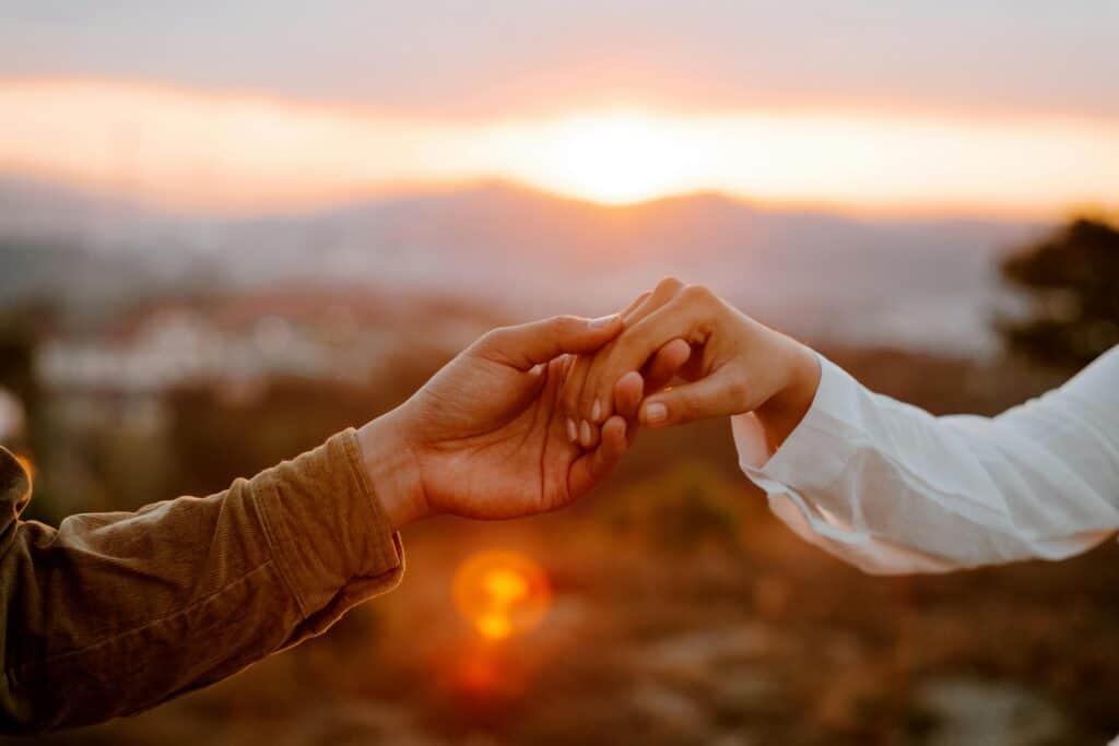 20 Tips for Making a Long-Distance Relationship Work