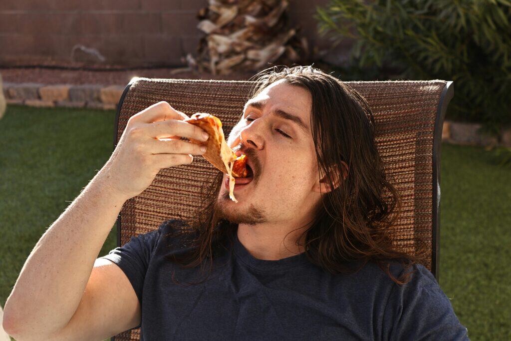 34 Red Flags You Should Never Ignore on the First Date
