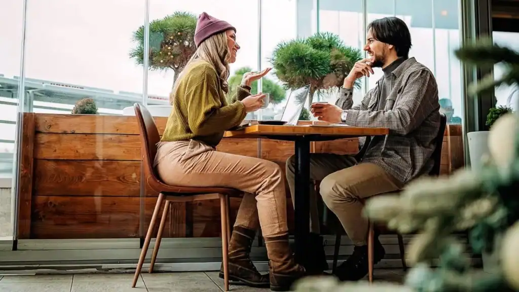 20 Safety Tips for Navigating Online Dating