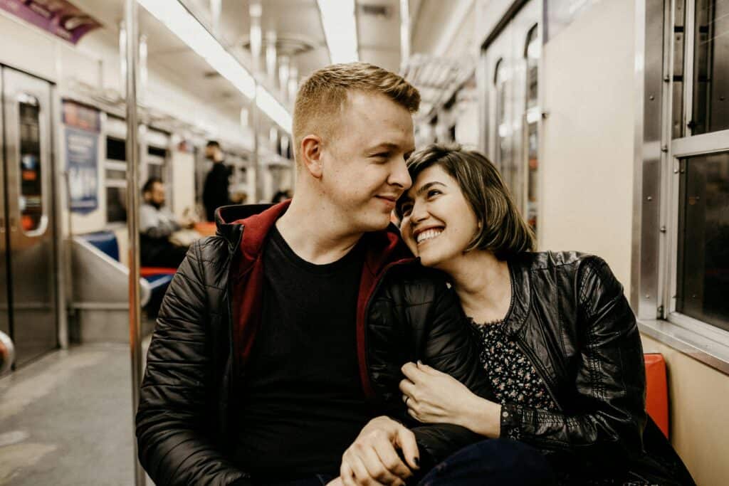 16 Signs of Emotional Intimacy in a Healthy Relationship