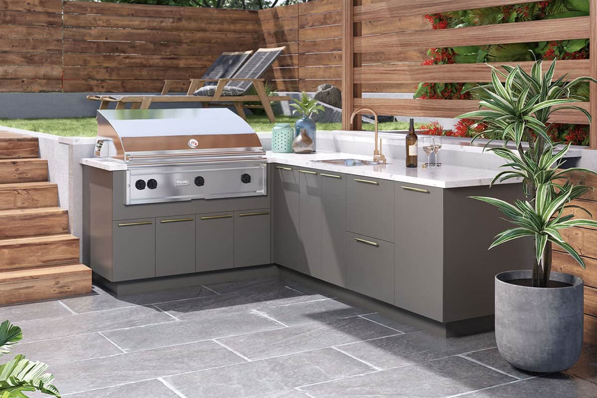 Lithia, FL - Discover Your Home's Potential with Innovative features Unveil new configurations in Lithia, FL with Premium options