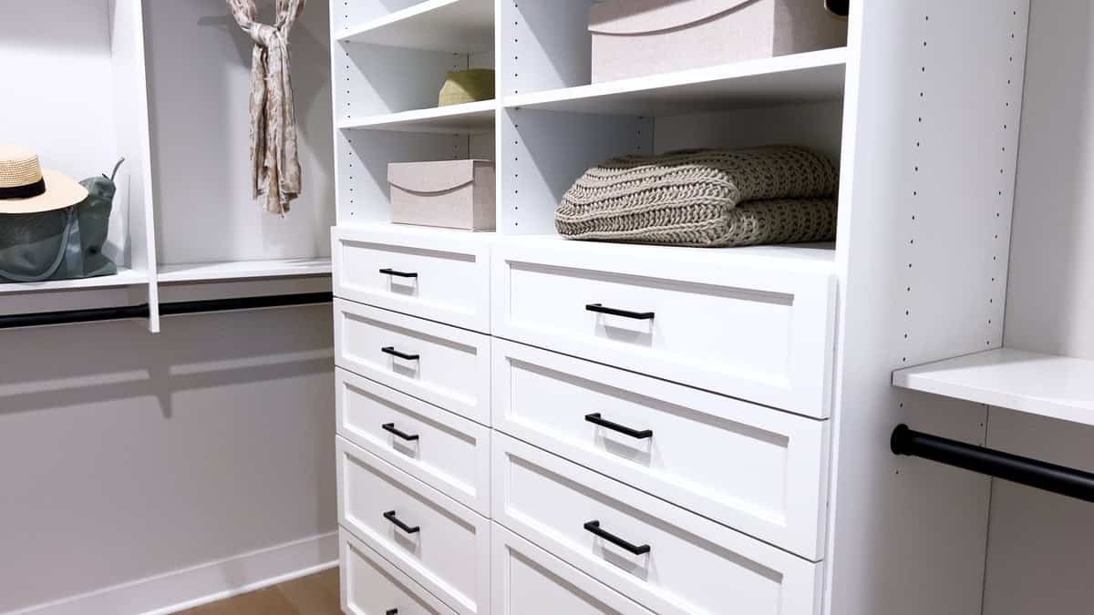 Closet partitions for Sarasota shared spaces Closet partitions for Sarasota shared spaces